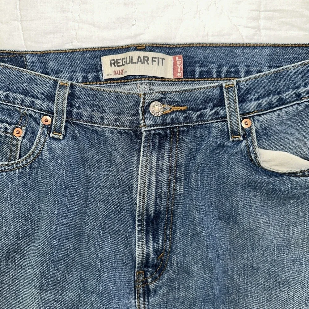 Levi's 505 Men's‎ Jeans W36 L34 Blue Denim Regular Fit Straight Leg Mid Rise Zip